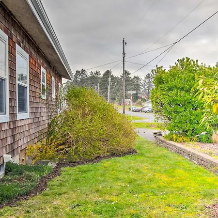Airy Coastal Escape With Deck - Steps To Beach! Pacific Beach Exterior photo